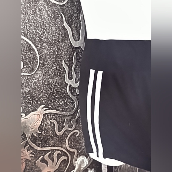 🛍️ BUNDLE ONLY 🛍️Derek Heart Black Women's Shorts - Picture 4 of 6